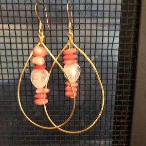 Handmade gold teardrop shaped earrings